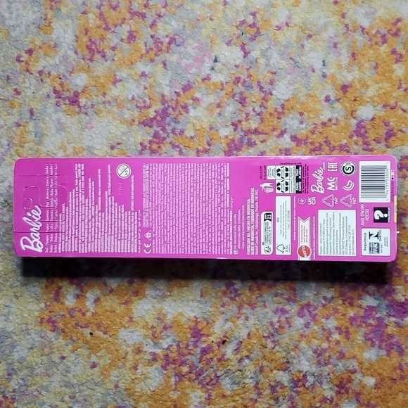 NWT Barbie Beach Doll - Picture 2 of 4